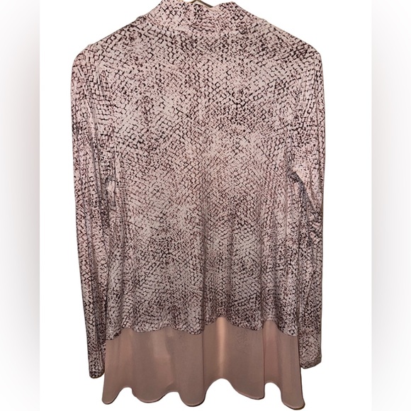 EUC LOGO Lori Goldstein Open Sweater - Picture 2 of 4